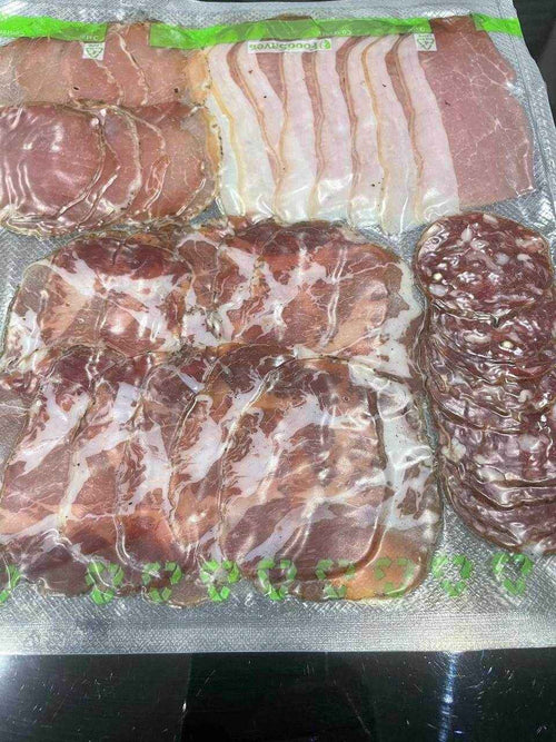 Assortiment de 4 charcuteries tranchées sous vide